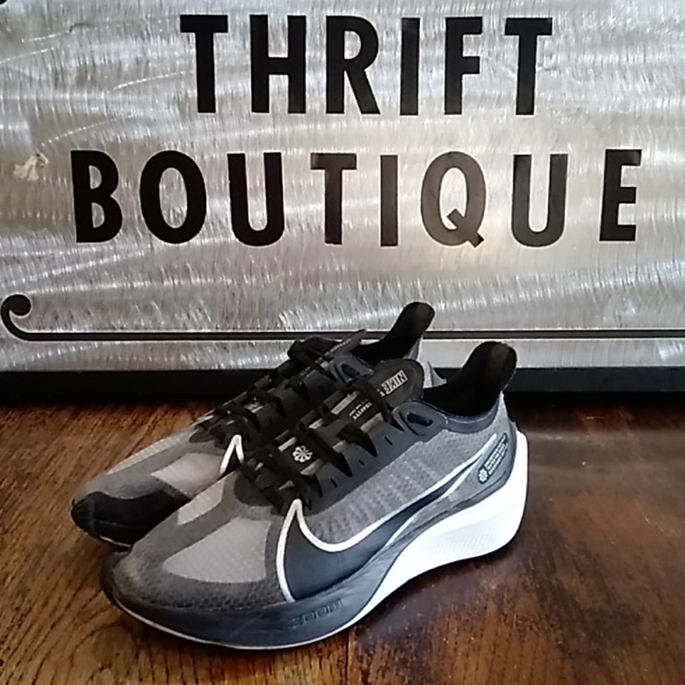 COPY - Nike Zoom Gravity Mens Running Shoes Size 9